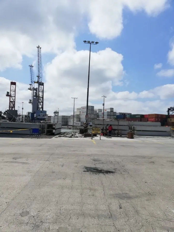 Ecuador Port
